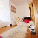 Hotel Buzi 3*