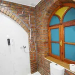 Buzi Hotel