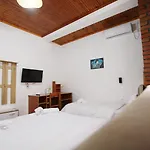 Hotel Buzi 3*