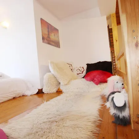 فندق Boutique Buzi 3*