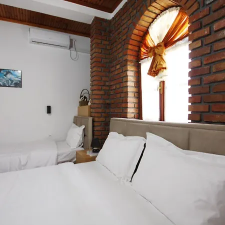 Boutique Buzi Otel 3*
