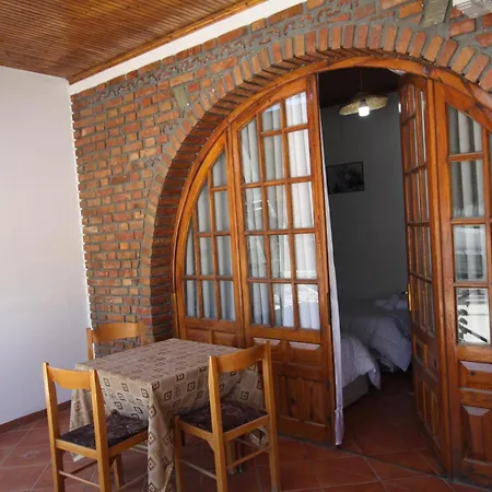 Buzi Hotel 3*
